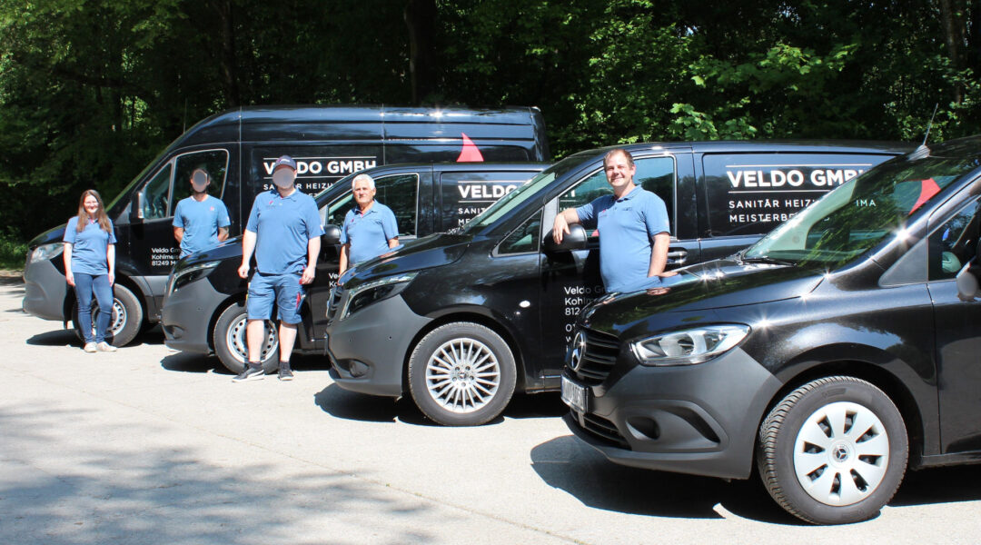 Gruppenbild Firmenfahrzeuge Veldo GmbH Sanitär Heizung Klima München